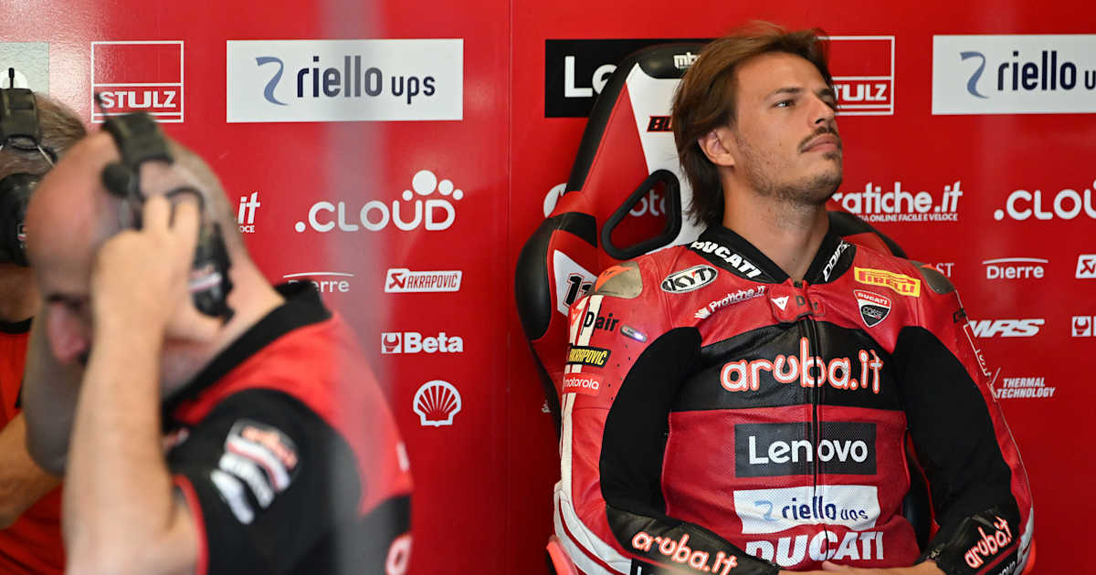 Severe crash on the 850cc Ducati: Nicolo Bulega had to be taken to ...