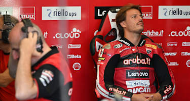 Selbst Nicolo Bulega kann nicht hinsehen