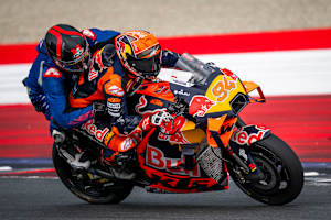 Einzigartiges Erlebnis: Eine Taxifahrt auf dem KTM RC16 Two-Seater 