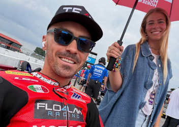Loris Baz