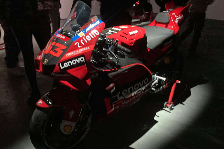 Die Desmosedici GP22 von Pecco Bagnaia