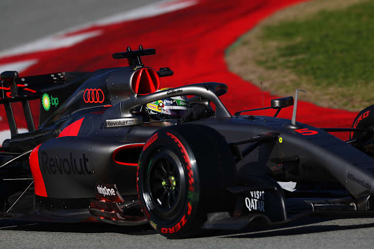 Gabriel Bortoleto (Audi) mit Seitenkästen in Version Barcelona