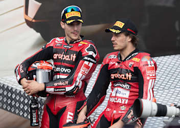 Teamkollegen und Rivalen: Iker Lecuona und Nicolo Bulega