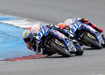 Can Öncü und Yuki Okamoto