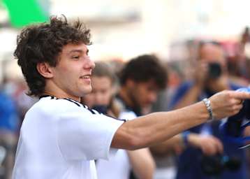 Kimi Antonelli bei einem Fan-Event in Abu Dhabi