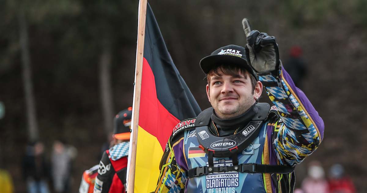 Nach-r-tselhafter-Eisspeedway-Sturzserie-Max-Niedermaier-sucht-Vertrauen