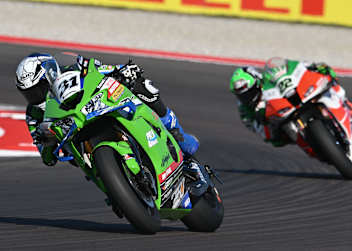Garrett Gerloff vor Alex Lowes