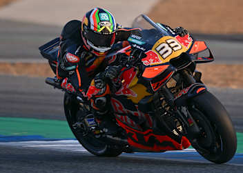 Brad Binder mit der KTM RC16 in Buriram