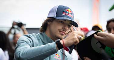 Nikola Tsolov hofft auf seine Formel-1-Chance im nächsten Jahr
