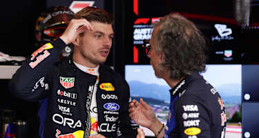 Platz 2 für Max Verstappen, wie in Österreich. Rechts Teamchef Mekies