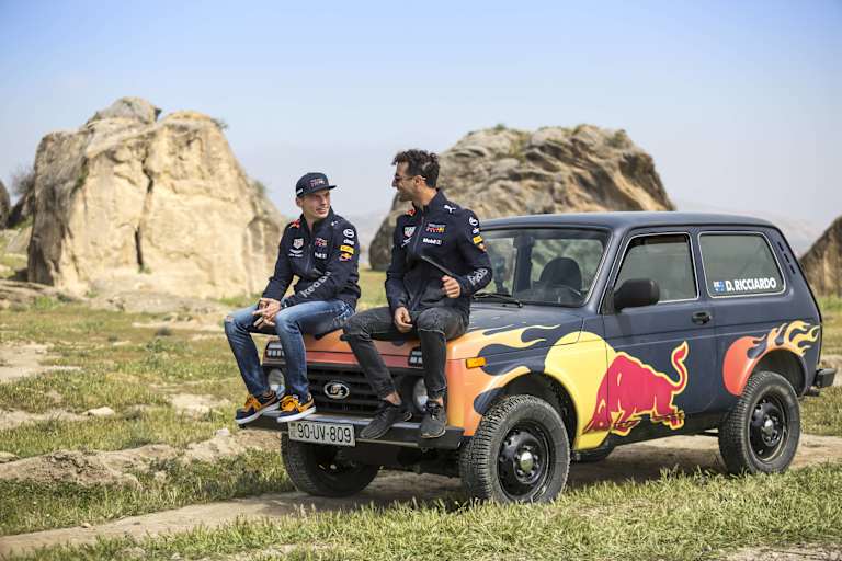 Max Verstappen und Daniel Ricciardo 2018 unterwegs in Aserbaidschan