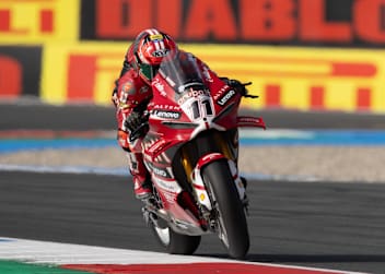 Nicolo Bulega dominierte den ersten Trainingstag