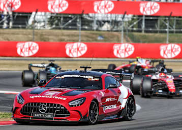Ganz vorne in Silverstone: Bernd Mayländer im Safety-Car