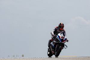 Michael van der Mark ist der einzige BMW-Pilot beim Michelin-Test