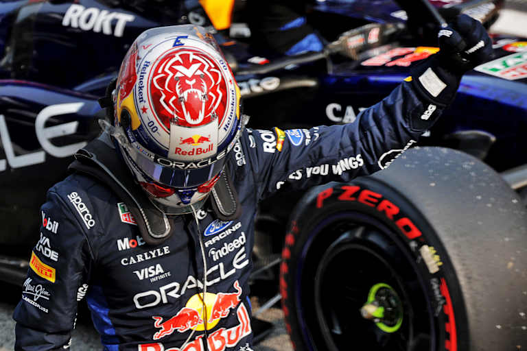 Max Verstappen holte in Sepang seine erste Pole des Jahres