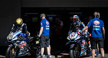 Die Yamaha-Werkspiloten Andrea Locatelli und Xavi Vierge