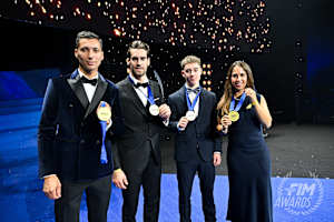 FIM Awards: Toprak, Manzi, Fernandez und Herrera im feinen Zwirn  