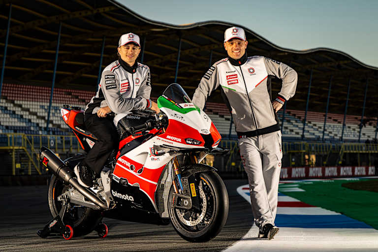 Auch Axel Bassani (li.) und Alex Lowes werden instruieren