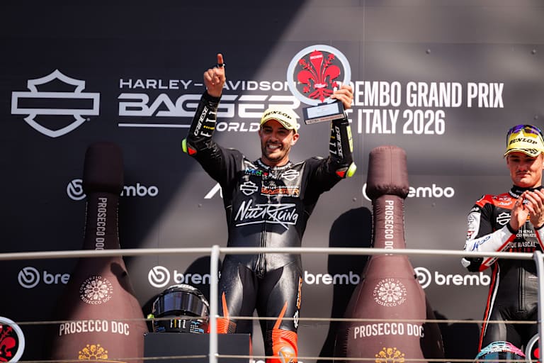 Andrea Iannone war nach seinem Sieg in Mugello überglücklich