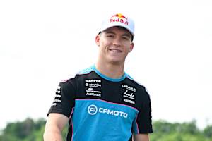 Daniel Holgado freut sich über den Aufstieg in die MotoGP