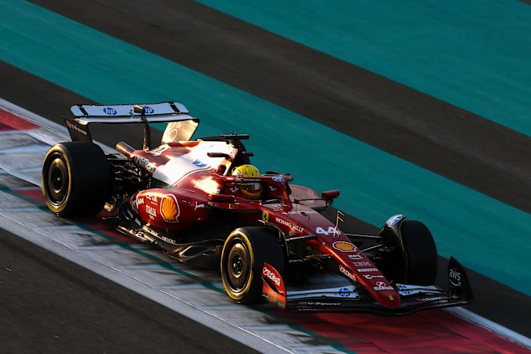 Lewis Hamilton in Abu Dhabi