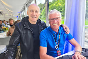 Franz Tost am Salzburgring (mit Arno Zensen, früher Team Rosberg, r.)