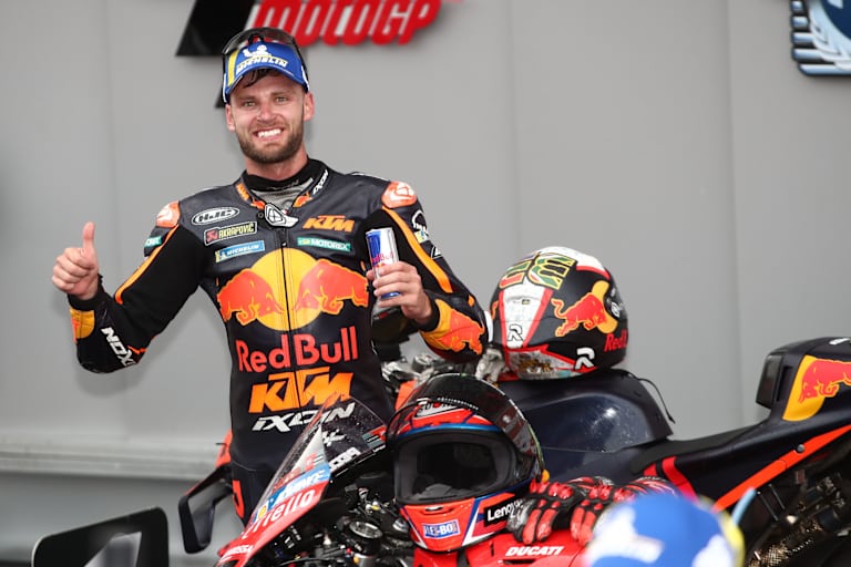 Er trotzte dem Regen: Brad Binder gewann 2021 beim KTM-Heimspiel mit Slicks