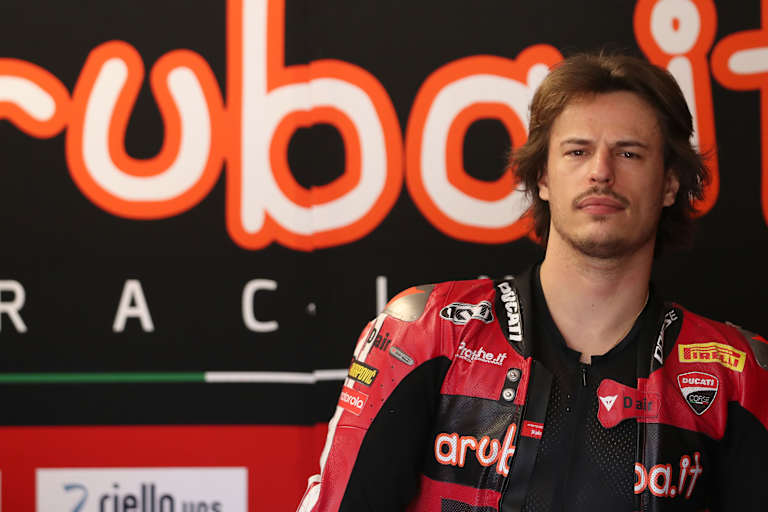 Nicolo Bulega erwartet keinen Durchmarsch zum Superbike-Titel