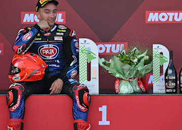 Can Öncü fuhr in Magny-Cours seinen ersten Saisonsieg ein