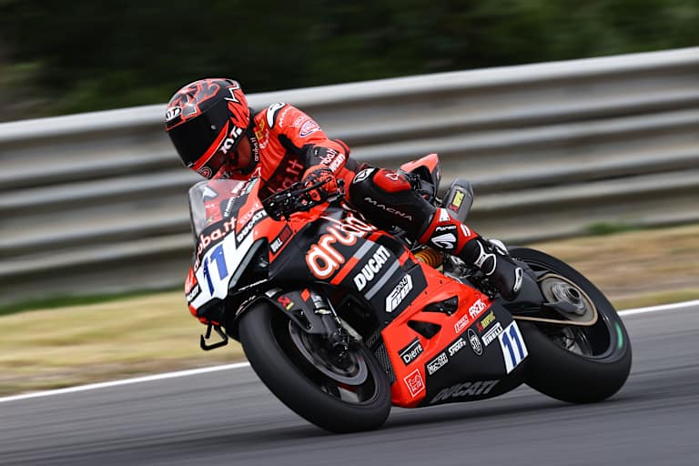 Neuanfang in der Supersport-WM 2022: Das Aruba-Team baute Bulega neu auf
