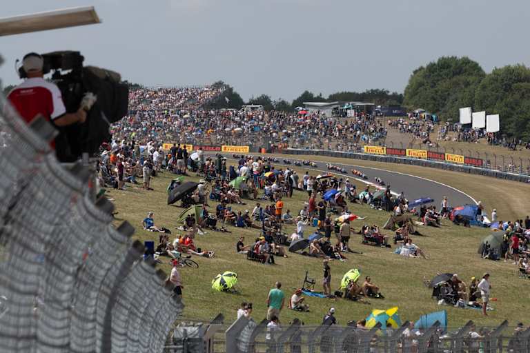 Wo man die Rennen in Donington Park sehen kann