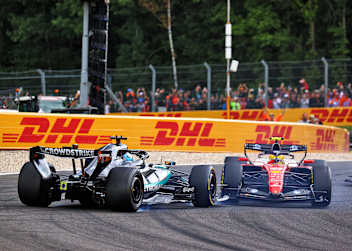 Lewis Hamilton drehte George Russell in Spa aus dem Rennen