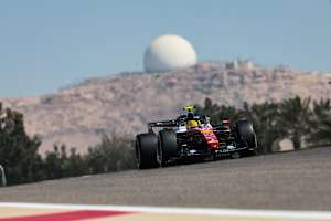 Lewis Hamilton drehte am letzten Tag des ersten Bahrain-Tests viele Runden 