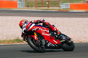 Somkiat Chantra fuhr 130 Runden in Donington