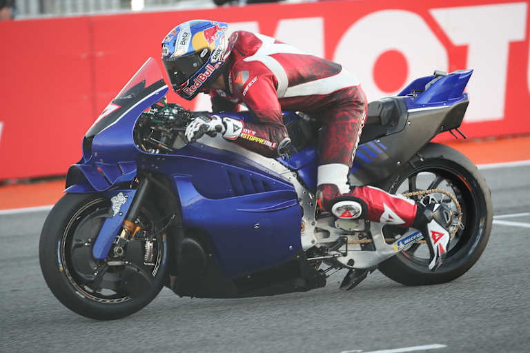 Toprak Razgatlioglu beim Test in Valencia