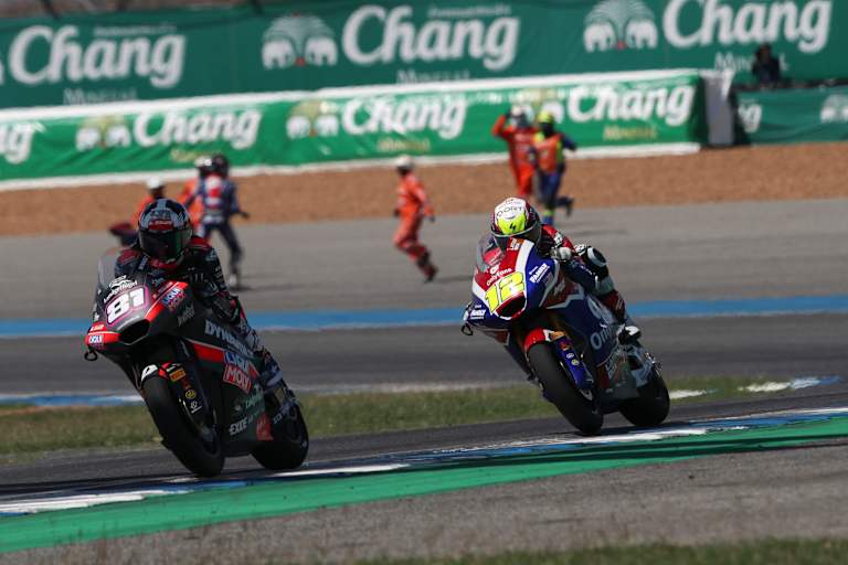 Senna Agius vor Filip Salac