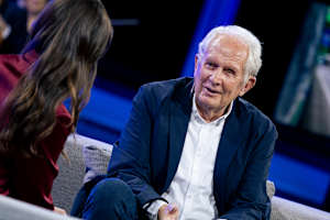 Dr. Helmut Marko wird sich auch 2026 im Formel-1-Fahrerlager blicken lassen