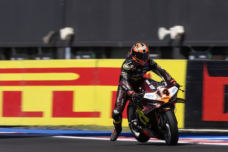 Sam Lowes