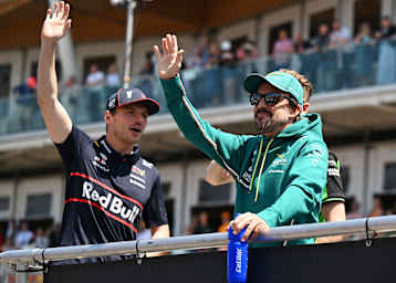 Max Verstappen und Fernando Alonso