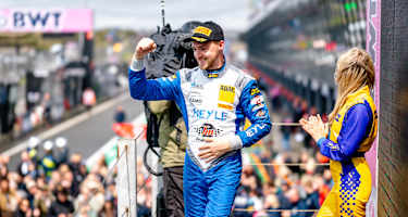 Maximilian Paul steigt zum Lamborghini-Werksfahrer auf