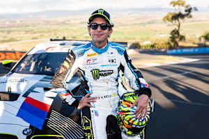 Valentino Rossi am BMW M4 GT3 der WRT-Mannschaft