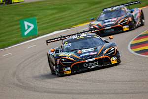 Ben Dörr sorgt für einen McLaren-Sieg