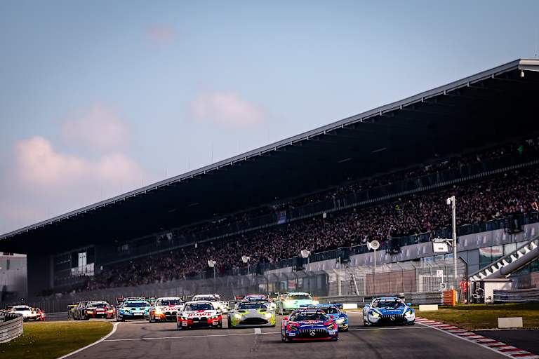 139 Fahrzeuge starten bei NLS3