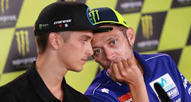 Luca Marini mit Halbbruder Valentino Rossi
