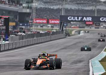 Lando Norris fuhr im Bahrain-GP hinterher – und dann geradeaus in den Kies