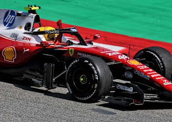 Lewis Hamilton nach seinem Sieg in Spanien