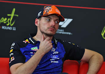Stefano Domenicali ist sich sicher: Max Verstappen bleibt der Formel 1 treu