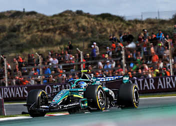 Fernando Alonso ist zufrieden mit den Fortschritten seines Teams