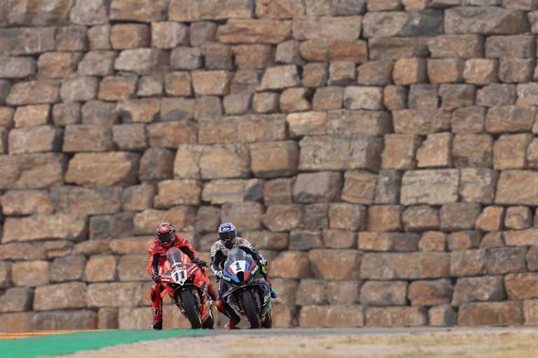 Das Duel Bulega-Razgatlioglu begeisterte 2025 die Superbike-Fans
