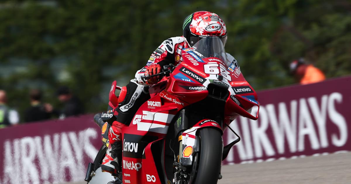 Bagnaia-Ducati-und-Quartararo-Yamaha-die-Schnellsten-im-Sachsenring-Q1